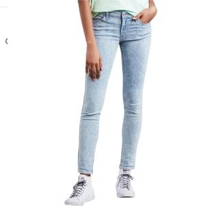 Levi's 711 Skinny Jeans